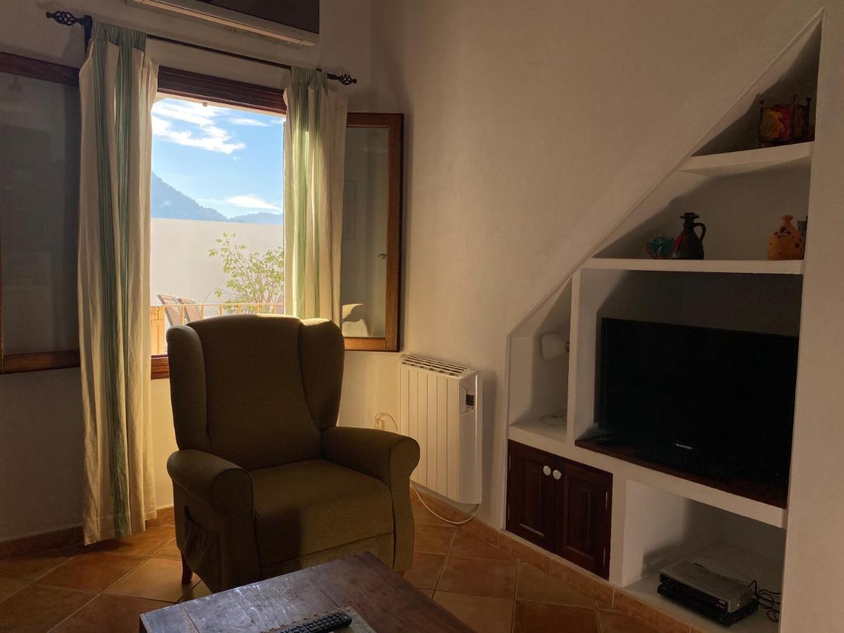 Casa Nuria, En El Centro, Al Lado De La Escalinata Del Calvario Para 6 Personas Pollença Exterior foto